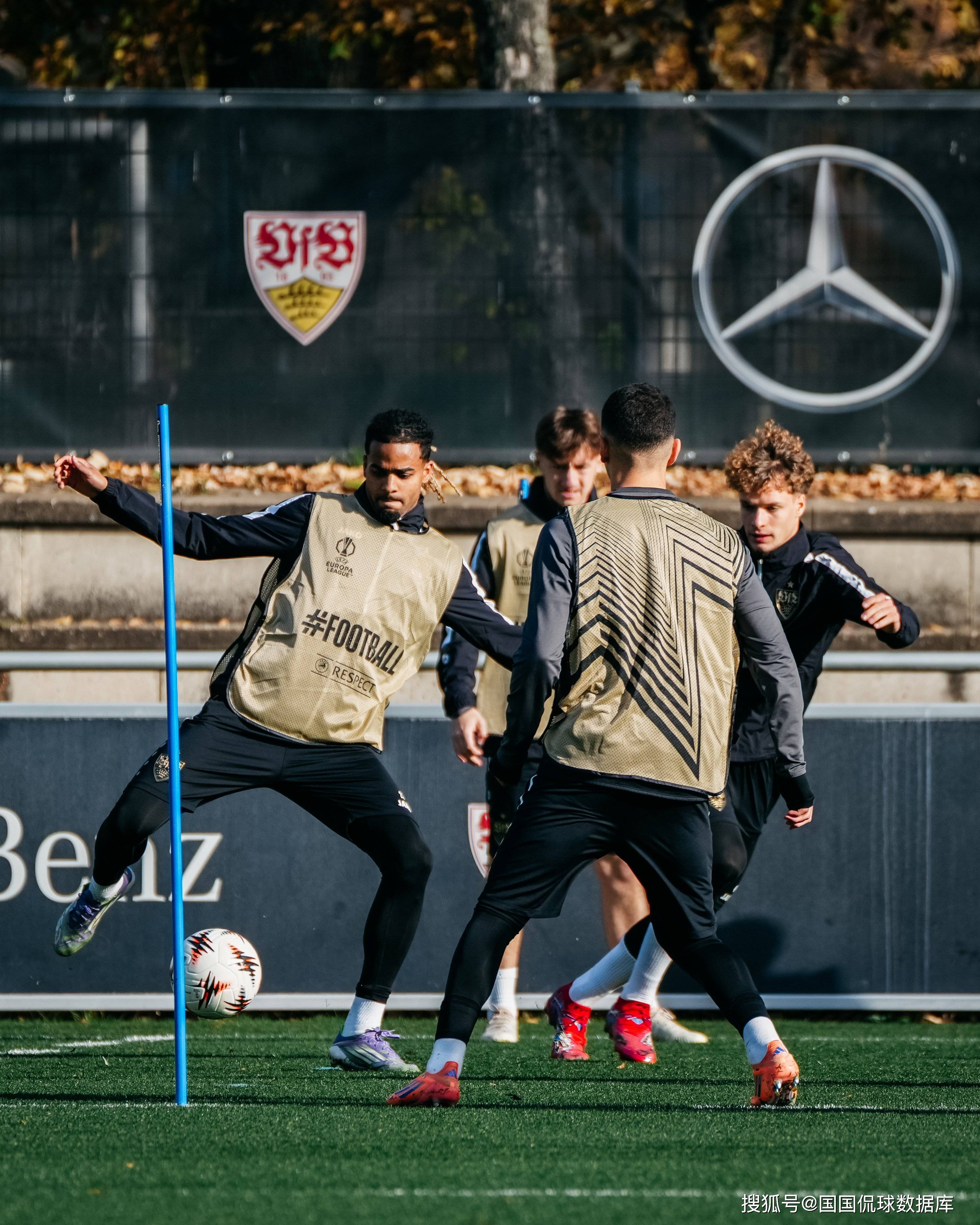 斯图加特球员面对伤病,挑战重重(斯图加特主场叫什么) 斯图加特球员面对伤病,挑战重重(斯图加特主场叫什么)