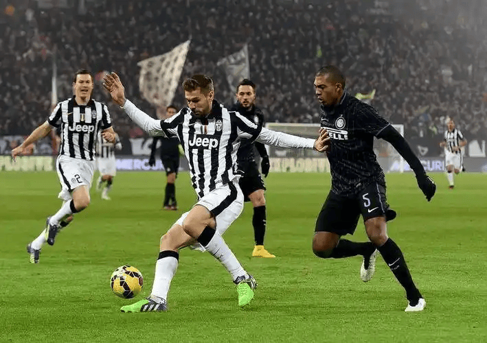 斯图加特球员面对伤病,挑战重重(斯图加特主场叫什么) 斯图加特球员面对伤病,挑战重重(斯图加特主场叫什么)