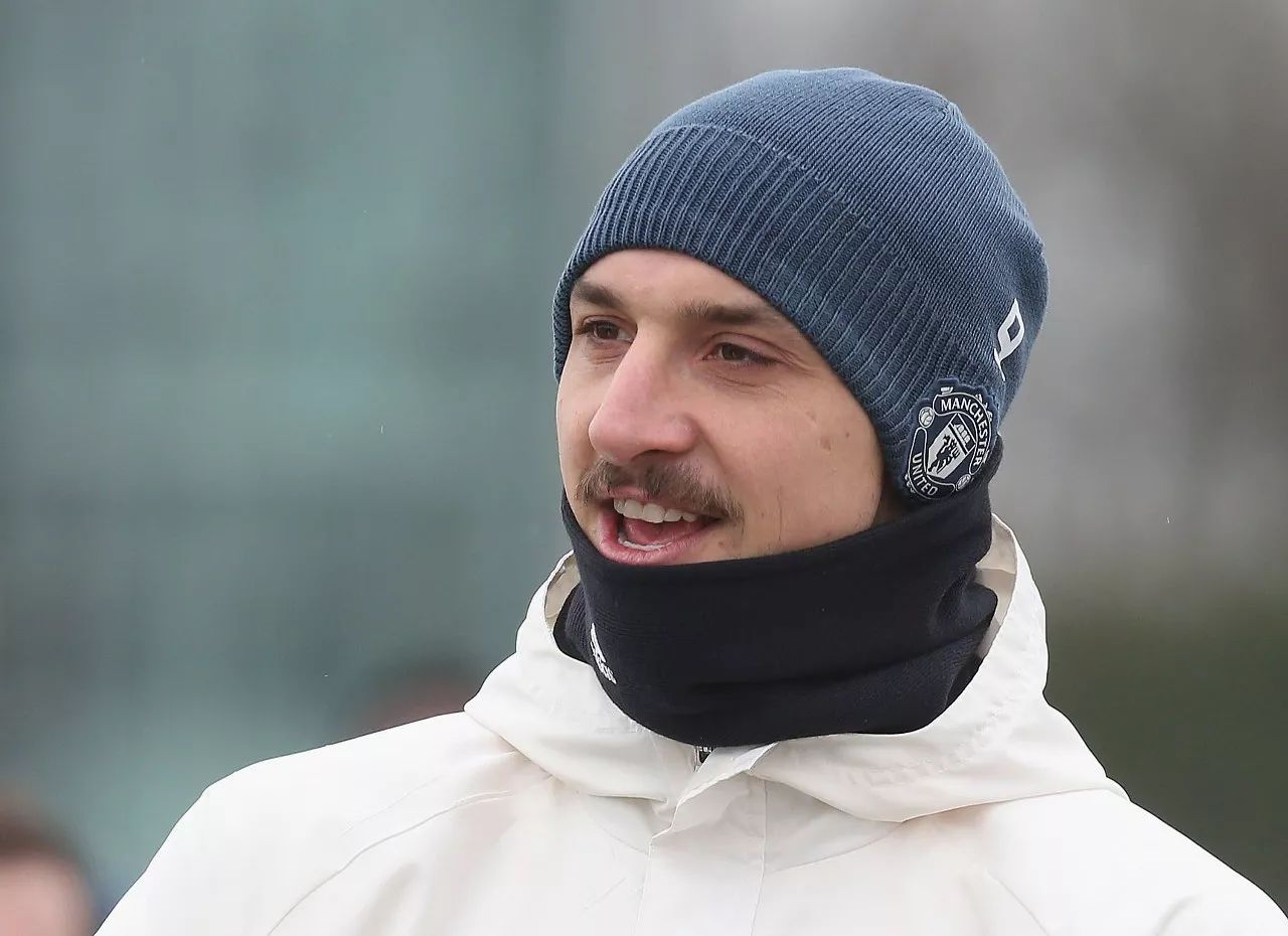 华沙军团大将伤愈复出，球队备战关键战役(亡者的进攻一战中的奥索维茨堡保卫战)