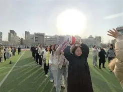 精准传球与完美进攻,队伍夺得胜利 精准传球与完美进攻,队伍夺得胜利
